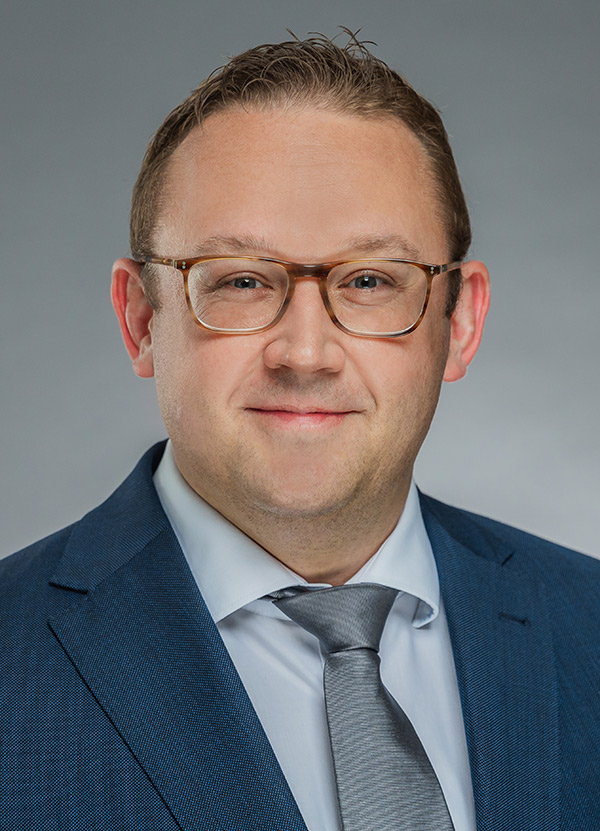 Portraitfoto von Herrn Gräuler