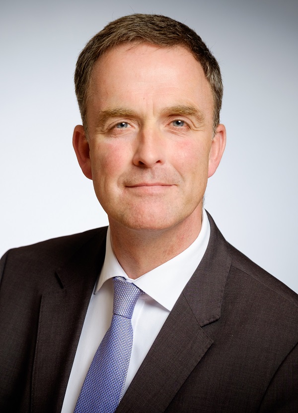 Portraitfoto von Herrn von der Linden