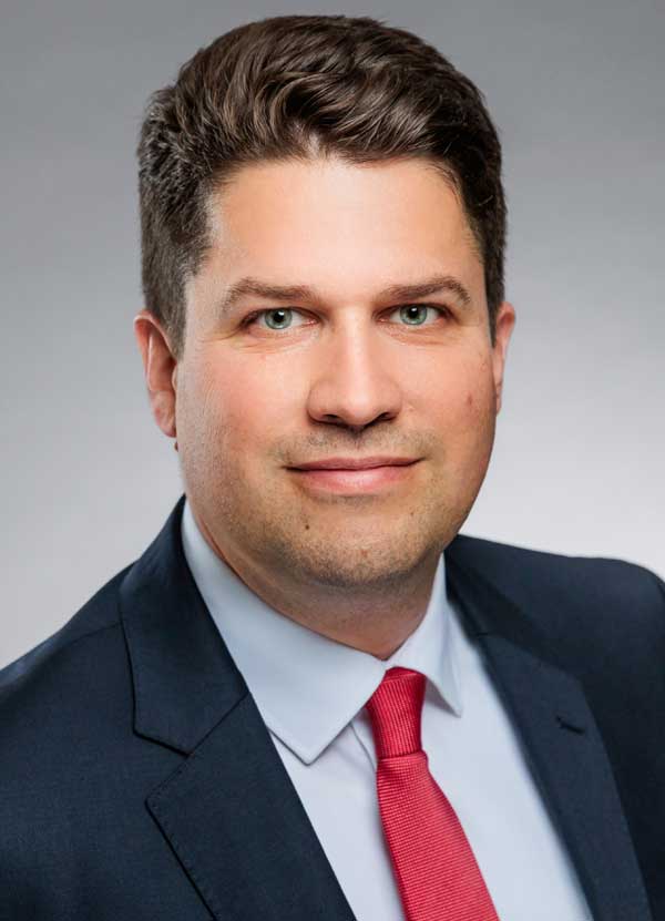 Portraitfoto von Herrn Jung